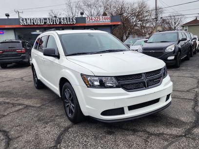 Used 2018 Dodge Journey SE w/ Blacktop Package