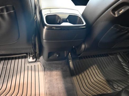 Used 2022 Kia Telluride S AWD/4WD image 30