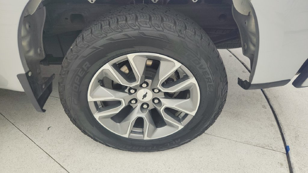 Used 2019 Chevrolet Silverado 1500 RST RWD image 26