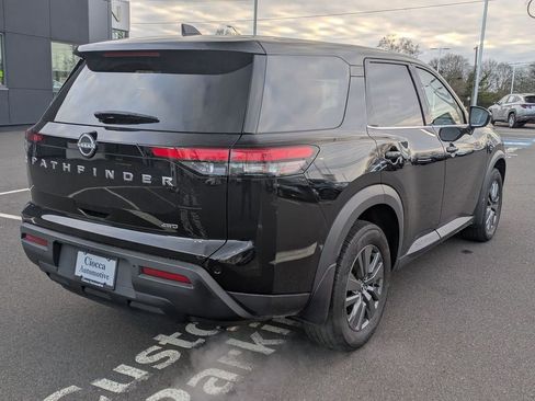 Used 2024 Nissan Pathfinder S w/ Cargo Package image 5