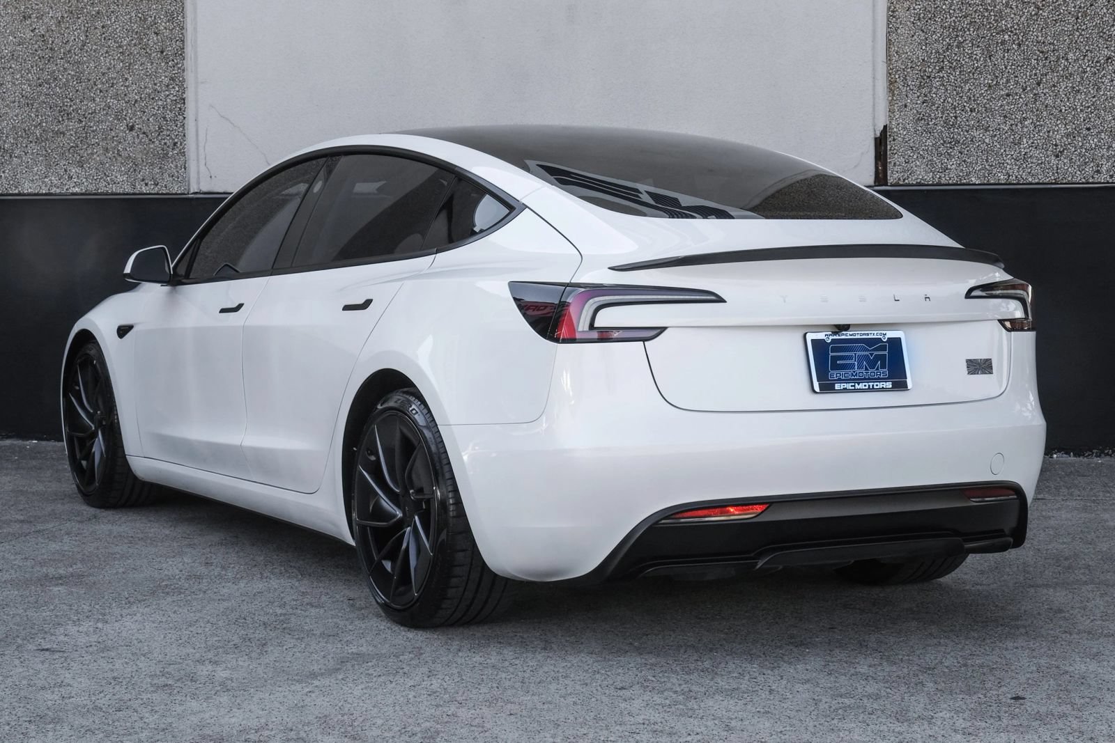 Used 2024 Tesla Model 3 Performance AWD/4WD image 10