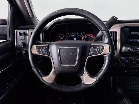 Used 2016 GMC Sierra 2500 Denali w/ Duramax Plus Package AWD/4WD image 11