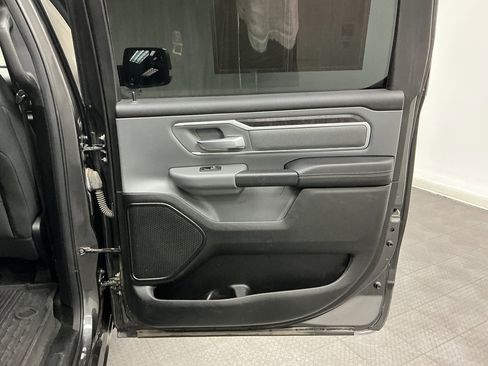 Used 2022 RAM 1500 Big Horn AWD/4WD image 32