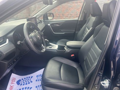 Certified 2023 Toyota RAV4 XLE Premium image 7