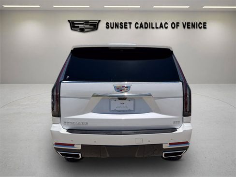 Used 2025 Cadillac Escalade Premium Luxury w/ Touring Package AWD/4WD image 5