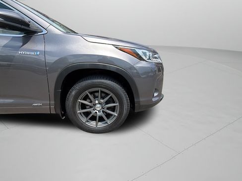 Used 2017 Toyota Highlander Limited Platinum w/ Carpet Mat Package AWD/4WD image 33