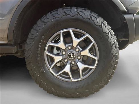 Used 2025 Ford Bronco Badlands AWD/4WD image 23