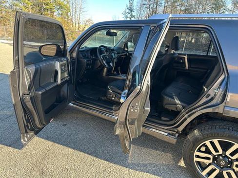 Used 2018 Toyota 4Runner Limited image 35