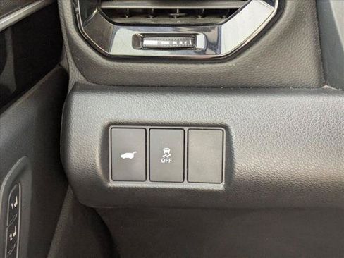 Used 2023 Honda Pilot Touring image 15