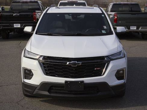 Used 2023 Chevrolet Traverse RS AWD/4WD image 4