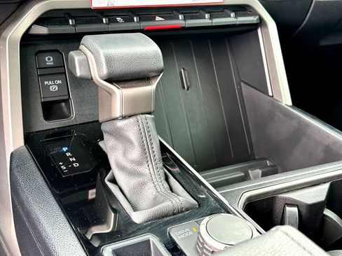 Certified 2025 Toyota Tundra SR5 w/ SR5 Convenience Package AWD/4WD image 16
