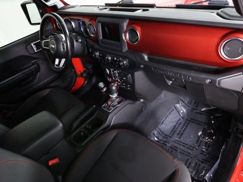 Used 2019 Jeep Wrangler Unlimited Rubicon w/ LED Lighting Group image 27