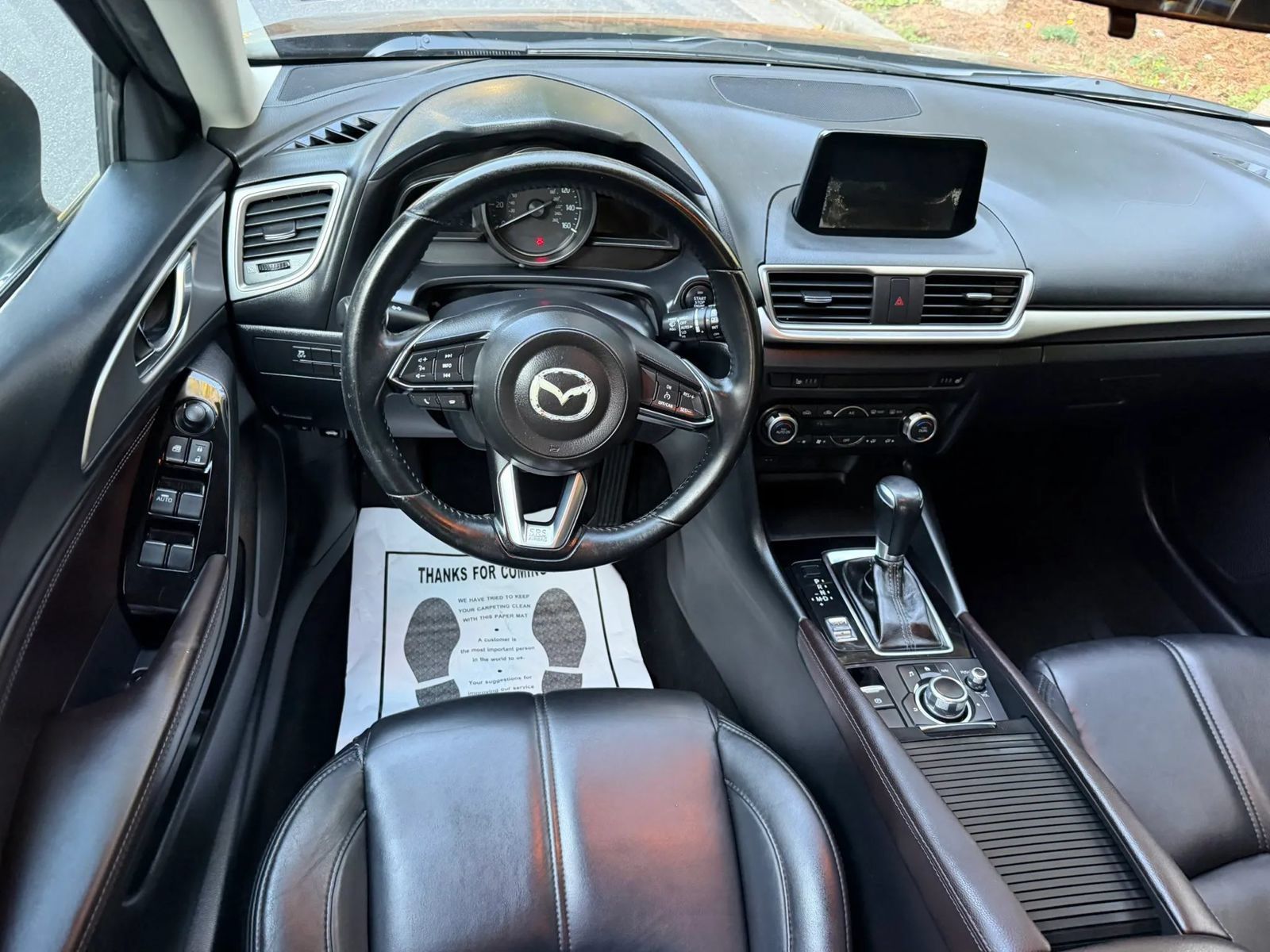 Used 2018 MAZDA MAZDA3 Touring FWD image 3