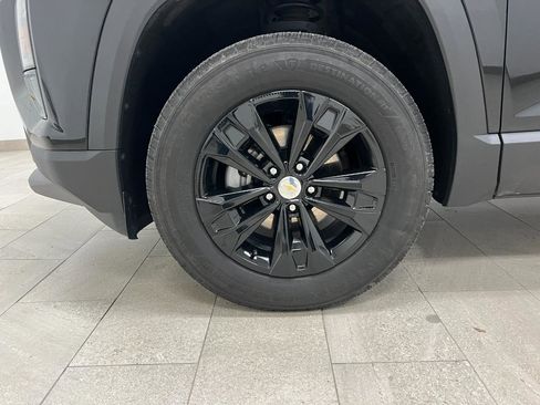 Used 2025 Chevrolet Equinox LT FWD image 70
