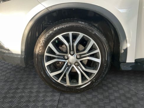 Used 2016 Mitsubishi Outlander ES image 14