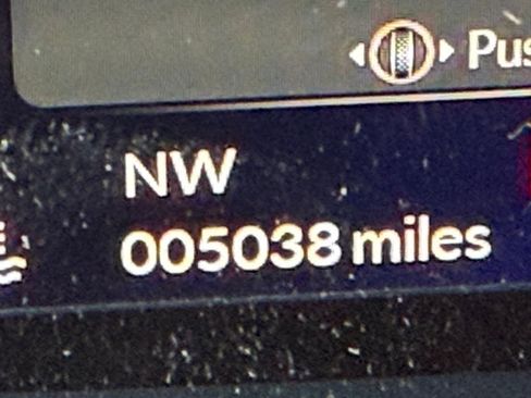 Used 2025 Acura RDX SH-AWD image 22