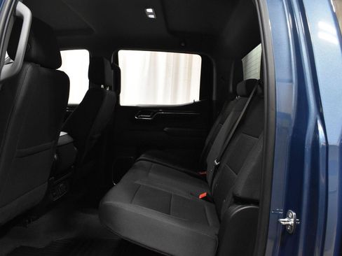 Used 2024 Chevrolet Silverado 1500 LT AWD/4WD image 4