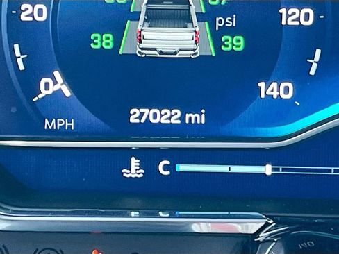 Used 2022 Chevrolet Silverado 1500 LTZ w/ LTZ Premium Package image 12