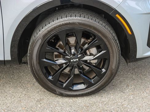 Used 2023 Kia Sorento SX image 11