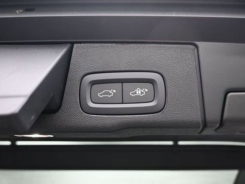 New 2026 Volvo XC60 B5 Ultra w/ Protection Package Premier image 33