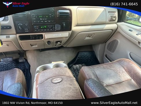 Used 2005 Ford F350 King Ranch AWD/4WD image 11