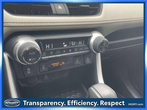 Certified 2022 Toyota RAV4 XLE w/ Convenience Package image 30