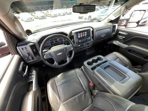 Used 2018 Chevrolet Silverado 2500 LTZ w/ Duramax Plus Package AWD/4WD image 17
