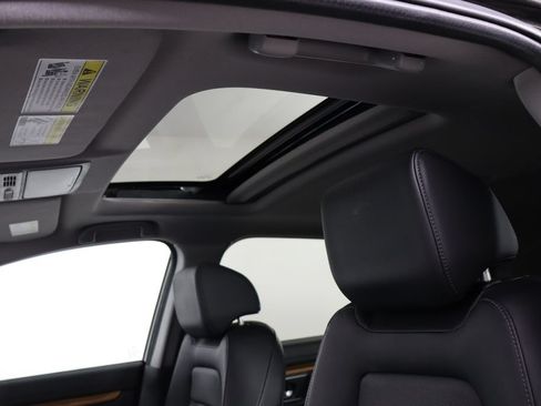 Used 2018 Honda CR-V Touring image 37
