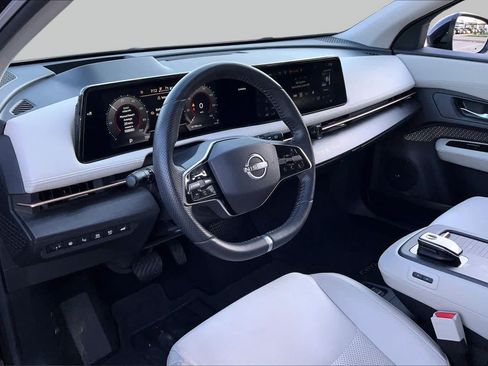 Used 2024 Nissan Ariya AWD image 16