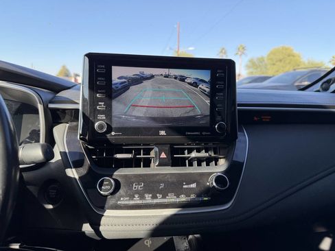 Used 2020 Toyota Corolla XSE image 21