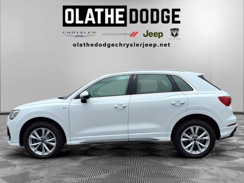 Used 2025 Audi Q3 2.0T Premium AWD/4WD image 19