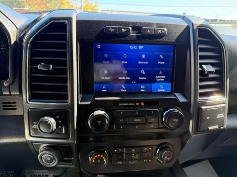 Used 2019 Ford F150 XLT w/ Equipment Group 302A Luxury image 23