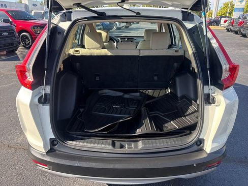 Used 2017 Honda CR-V LX image 13