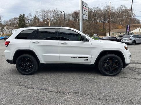 Certified 2021 Jeep Grand Cherokee Freedom Edition image 5