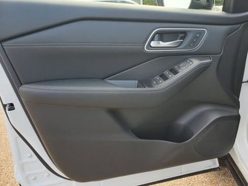 New 2026 Nissan Rogue Platinum w/ Platinum Premium Package image 20