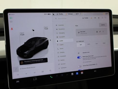 Used 2023 Tesla Model Y Performance AWD/4WD image 32