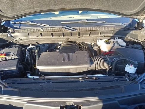 Used 2024 Chevrolet Suburban Premier RWD image 36