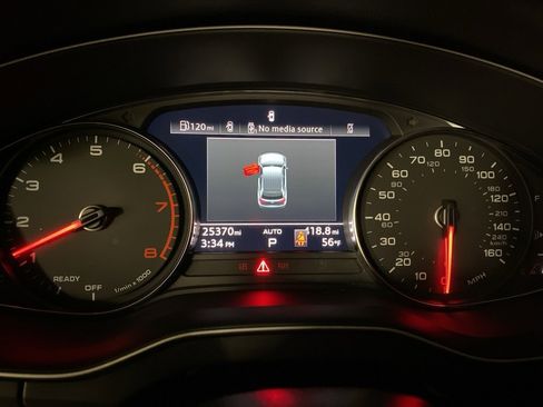 Used 2022 Audi Q5 2.0T Premium image 17