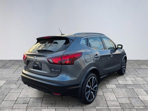 Used 2017 Nissan Rogue Sport SL w/ SL Premium Package image 7