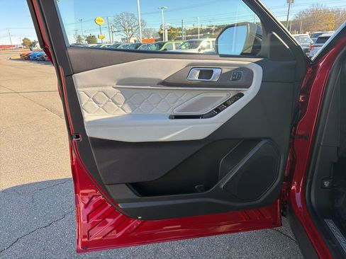 New 2026 Ford Explorer Platinum w/ LUX Leather Package image 12