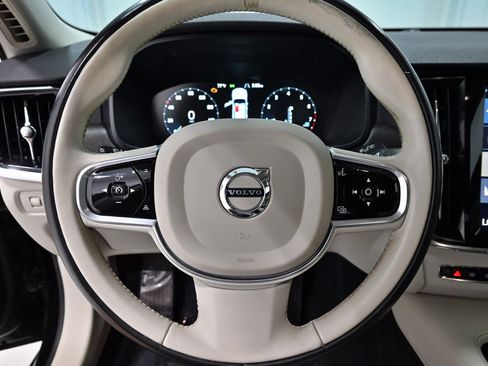 Used 2018 Volvo V90 T6 Cross Country w/ Convenience Package AWD/4WD image 7