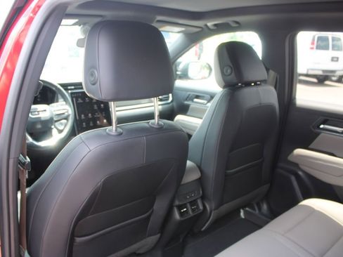 Used 2025 GMC Terrain Elevation w/ Elevation Premium Package AWD/4WD image 28