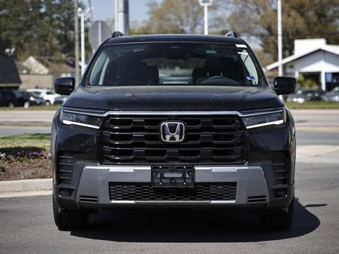 New 2026 Honda Pilot Touring image 21