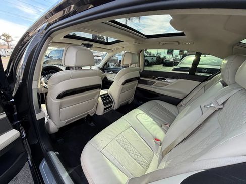 Used 2016 BMW 740i RWD image 24