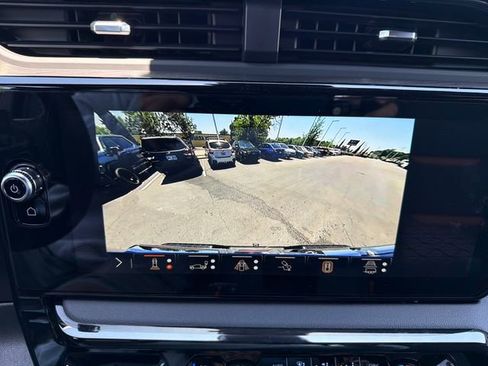 New 2026 GMC Sierra 1500 AT4 AWD/4WD image 13