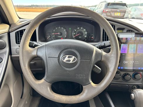 Used 2006 Hyundai Elantra GLS image 12