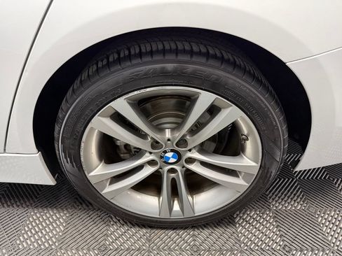 Used 2017 BMW 330i Sedan RWD image 20