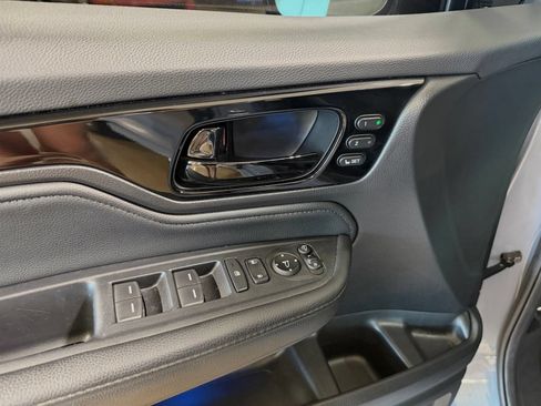 Used 2025 Honda Odyssey Elite image 10