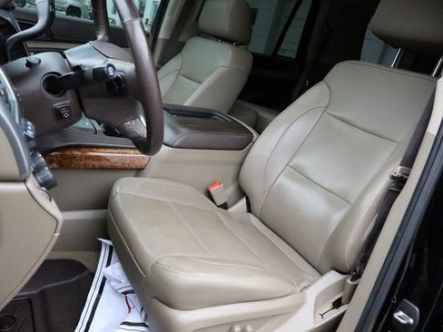 Used 2018 Chevrolet Tahoe Premier image 50