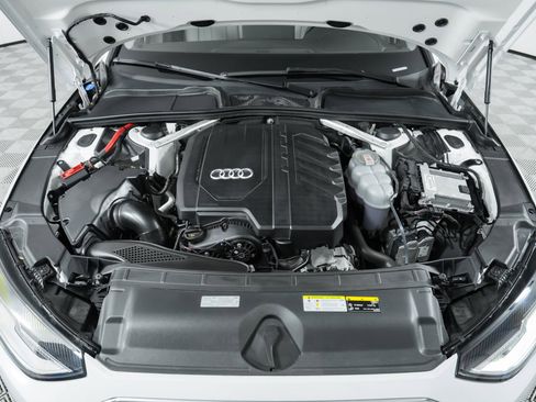 Used 2022 Audi A4 2.0T Premium w/ Convenience Package image 40